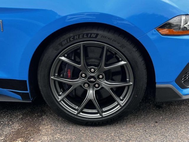 2022 Ford Mustang Mach 1