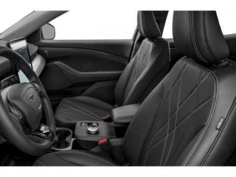 2022 Ford Mustang Mach-E Select 2022 Ford Mustang Mach-E Select