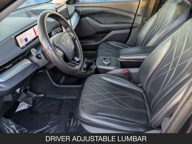 2022 Ford Mustang Mach-E Select