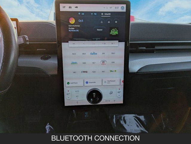 2022 Ford Mustang Mach-E Select