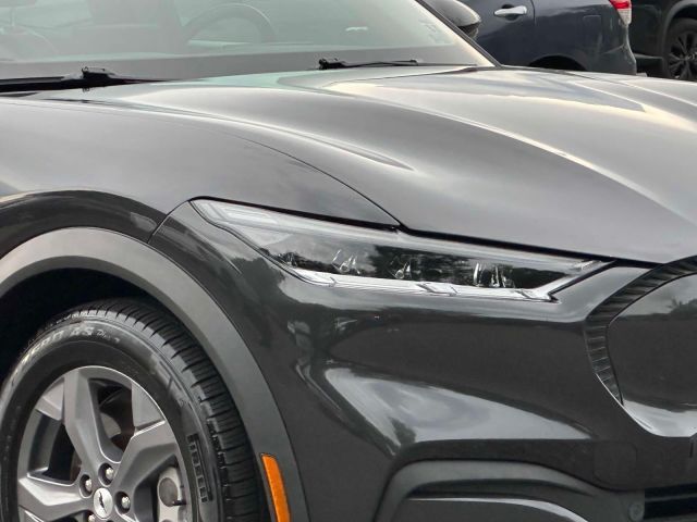 2022 Ford Mustang Mach-E Select AWD