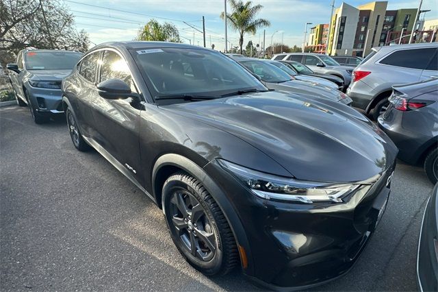 2022 Ford Mustang Mach-E Select