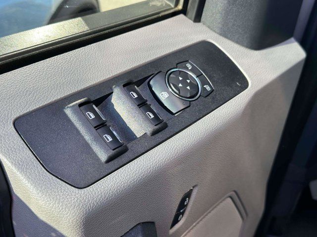 2022 Ford Super Duty F-350 SRW XL 4WD Crew Cab 6.75 Box 2022 Ford Super Duty F-350 SRW XL 4WD Crew Cab 6.75 Box