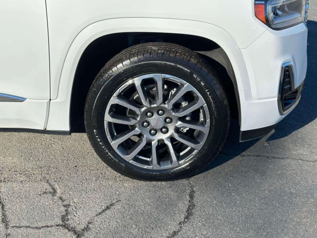2022 GMC Acadia FWD 4dr Denali