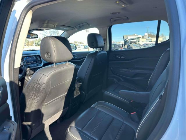 2022 GMC Acadia FWD 4dr Denali