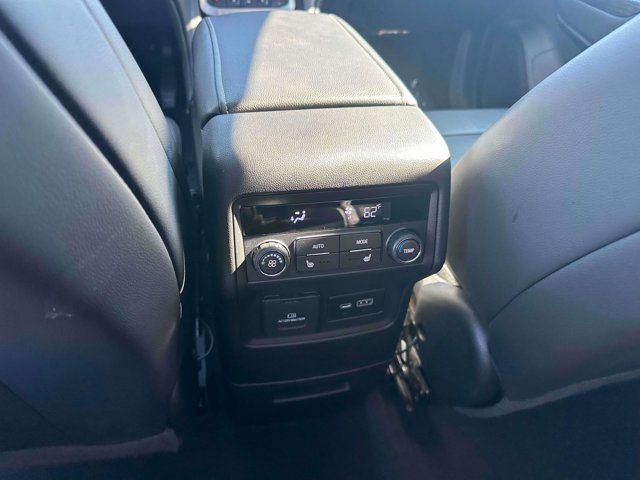 2022 GMC Acadia SLT 2022 GMC Acadia SLT