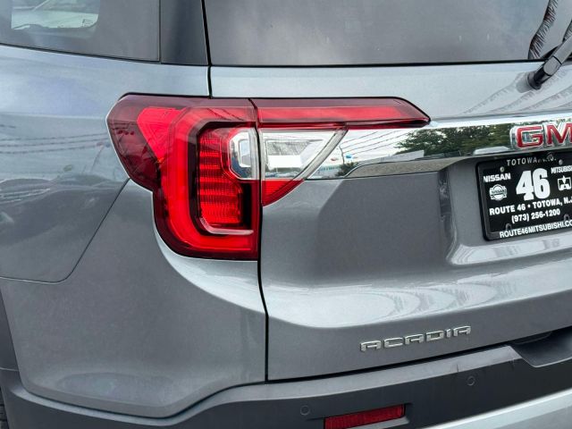 2022 GMC Acadia AWD 4dr SLT
