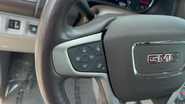 2022 GMC Acadia AWD 4dr SLT