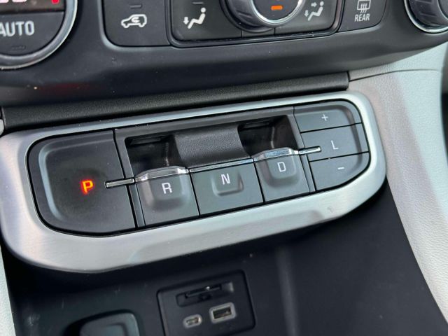 2022 GMC Acadia AWD 4dr SLT