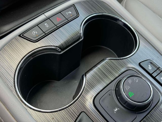 2022 GMC Acadia AWD 4dr SLT
