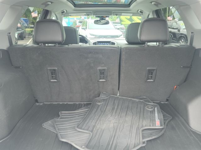 2022 GMC Terrain AWD 4dr SLT 2022 GMC Terrain AWD 4dr SLT