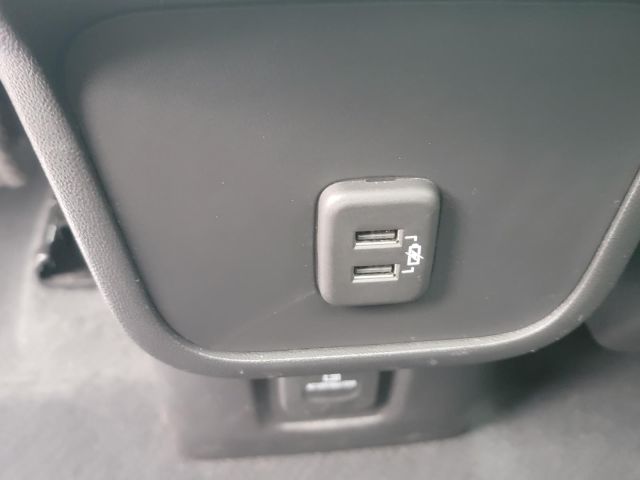 2022 GMC Terrain AWD 4dr SLT 2022 GMC Terrain AWD 4dr SLT