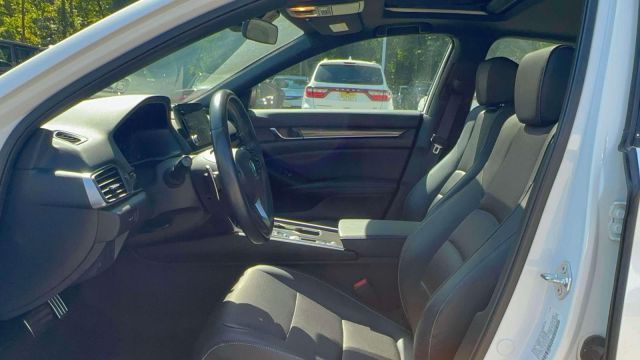 2022 Honda Accord Sedan Sport 2.0T Auto