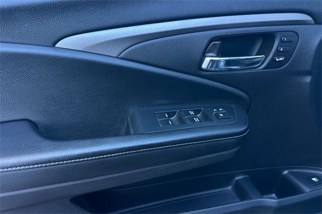 2022 Honda Ridgeline RTL-E 2022 Honda Ridgeline RTL-E