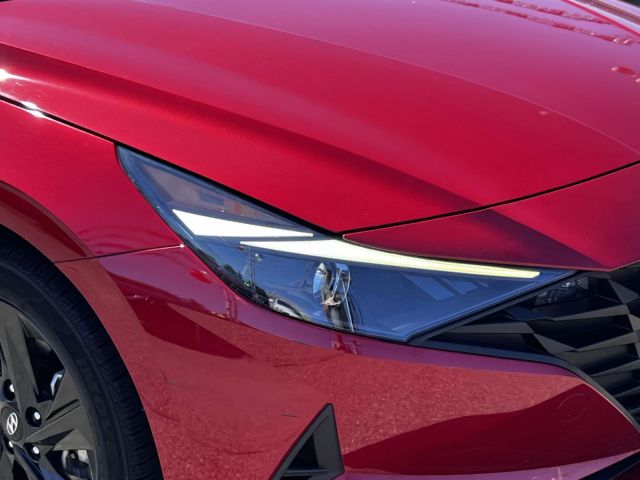 2022 Hyundai Elantra SEL IVT