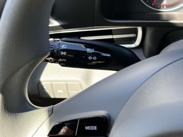 2022 Hyundai Elantra SEL IVT