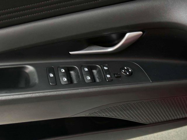 2022 Hyundai Elantra Limited