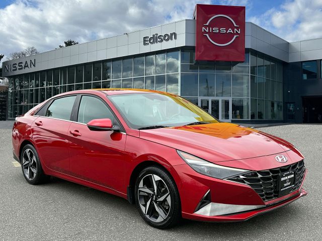 2022 Hyundai Elantra Limited IVT