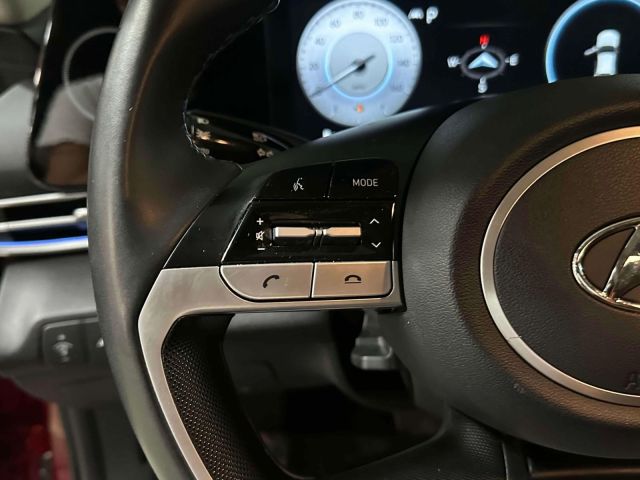 2022 Hyundai Elantra Limited IVT