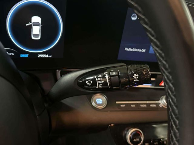 2022 Hyundai Elantra Limited IVT