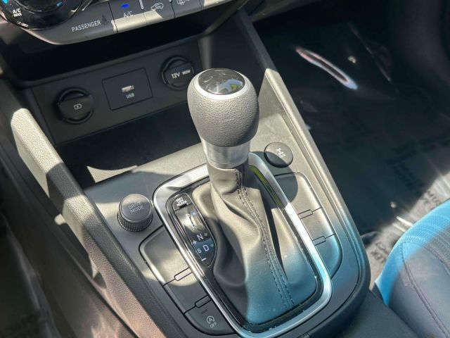 2022 Hyundai Kona SEL Auto AWD