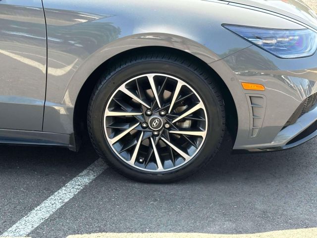 2022 Hyundai Sonata Limited 1.6T
