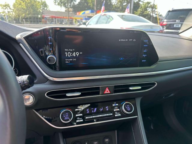 2022 Hyundai Sonata Limited 1.6T