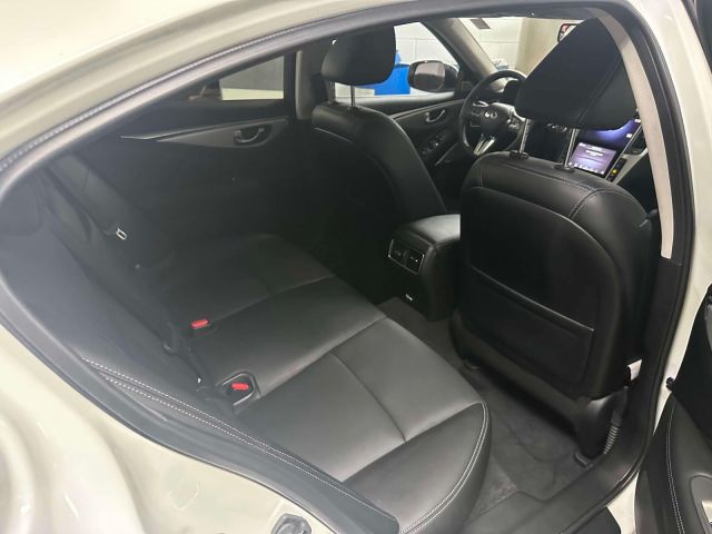 2022 INFINITI Q50 LUXE AWD