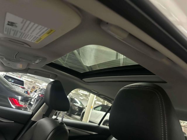 2022 INFINITI Q50 LUXE AWD