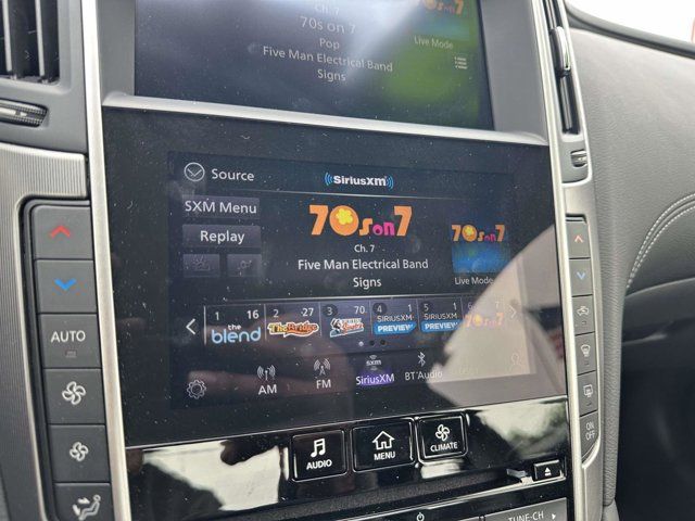 2022 INFINITI Q60 LUXE 2022 INFINITI Q60 LUXE