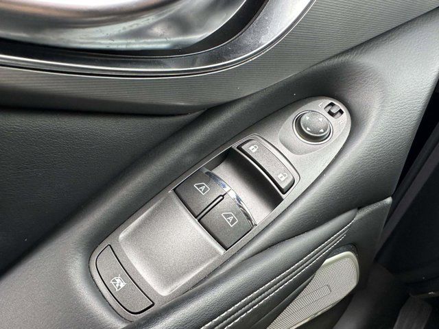 2022 INFINITI Q60 LUXE 2022 INFINITI Q60 LUXE