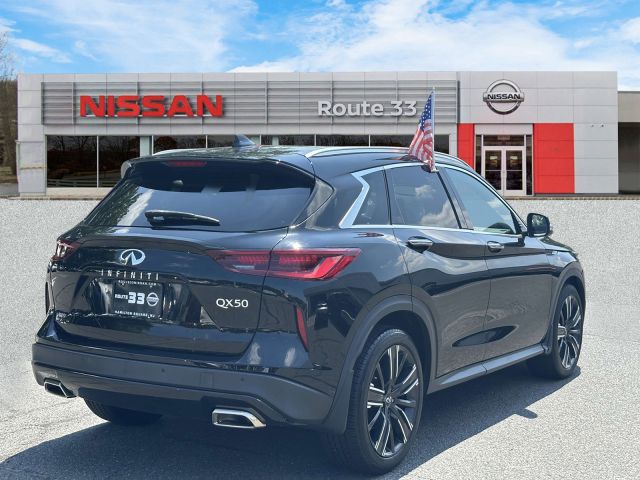 2022 INFINITI QX50 LUXE AWD