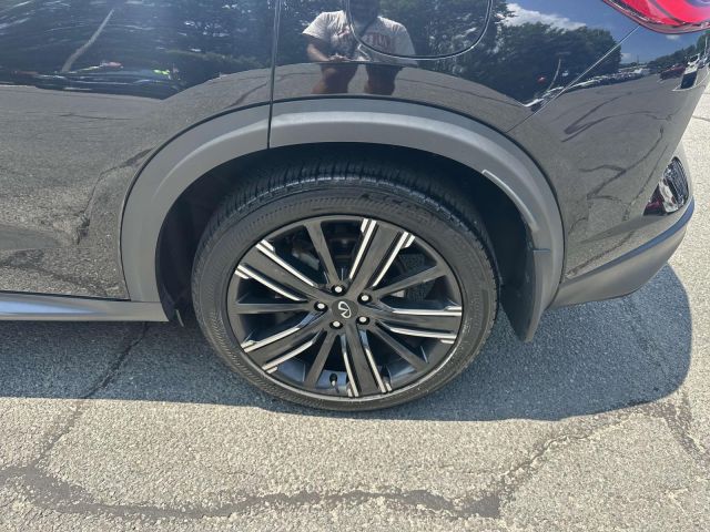 2022 INFINITI QX50 LUXE AWD