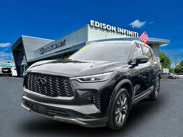 2022 INFINITI QX60 LUXE AWD