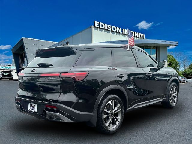 2022 INFINITI QX60 LUXE AWD