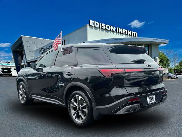 2022 INFINITI QX60 LUXE AWD