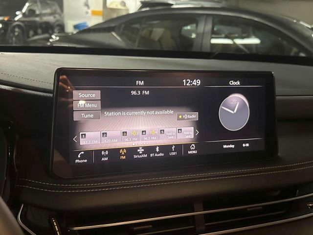 2022 INFINITI QX60 LUXE AWD