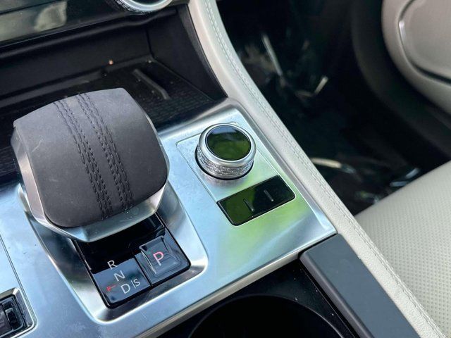 2022 Jaguar F-PACE S 2022 Jaguar F-PACE S