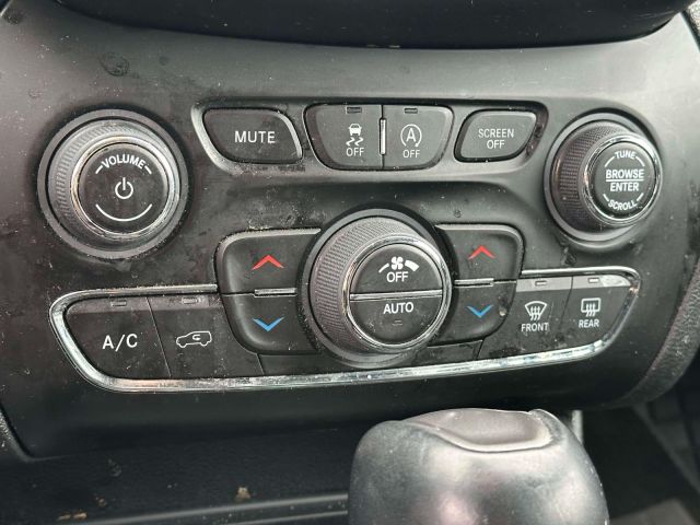 2022 Jeep Cherokee Limited 4x4 2022 Jeep Cherokee Limited 4x4