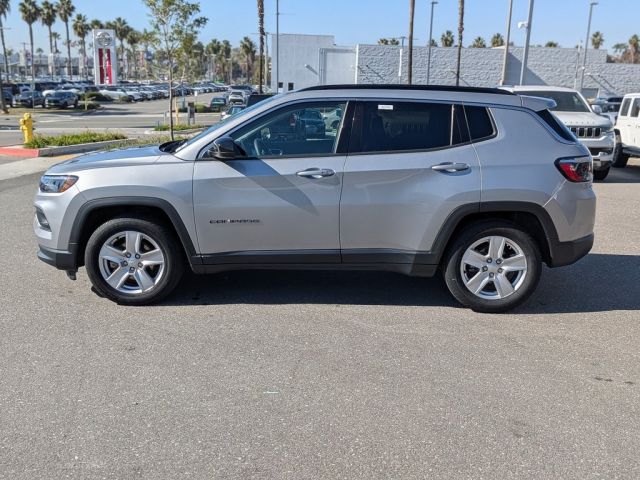 2022 Jeep Compass Latitude 2022 Jeep Compass Latitude