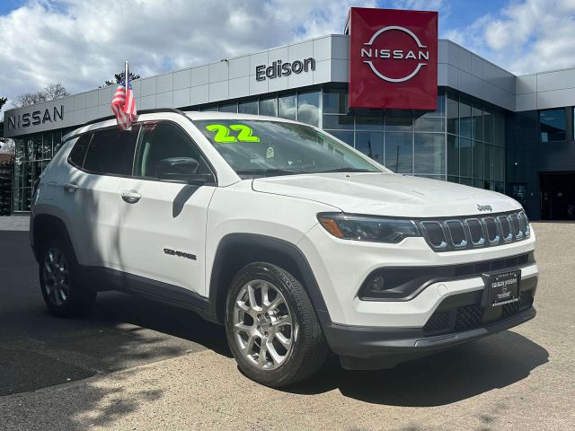 2022 Jeep Compass Latitude Lux