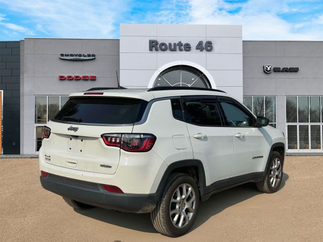2022 Jeep Compass Latitude Lux