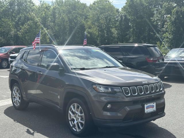 2022 Jeep Compass Latitude Lux