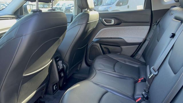 2022 Jeep Compass Latitude Lux 2022 Jeep Compass Latitude Lux