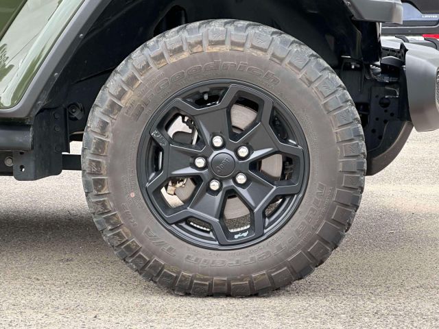 2022 Jeep Gladiator Willys 4x4