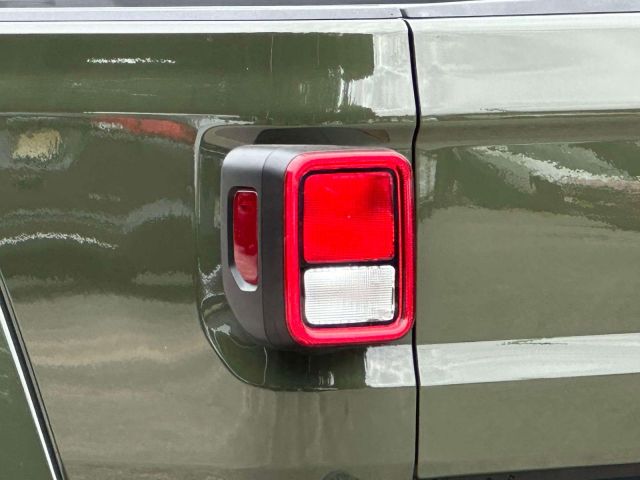 2022 Jeep Gladiator Willys 4x4