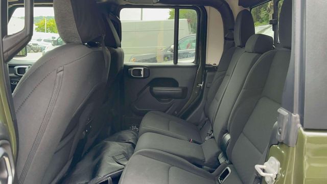 2022 Jeep Gladiator Willys 4x4