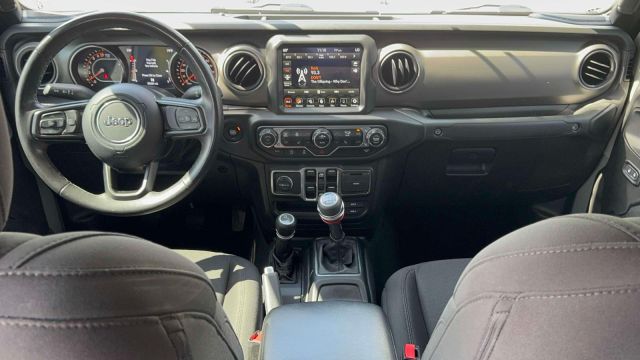 2022 Jeep Gladiator Willys 4x4
