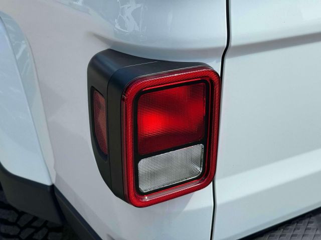 2022 Jeep Gladiator Willys 4x4
