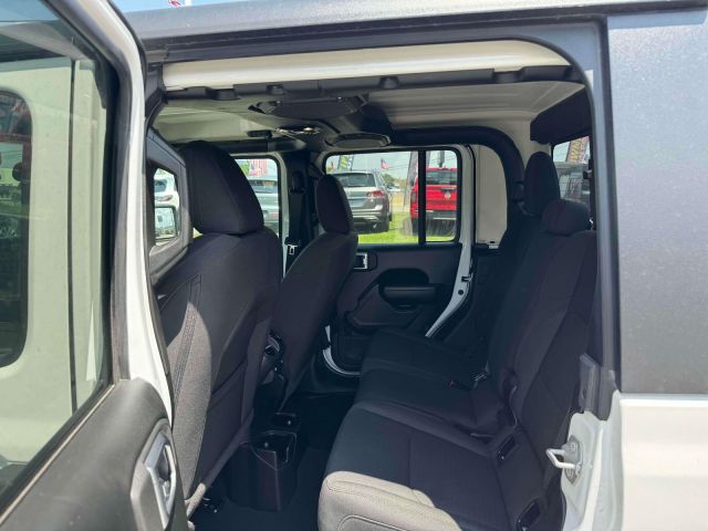 2022 Jeep Gladiator Willys 4x4